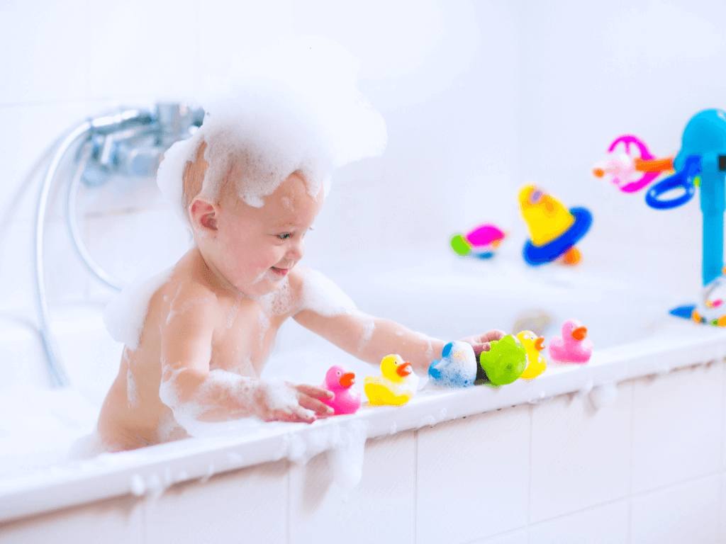 今日から赤ちゃんもお風呂大好きに！3歳まで遊べるお風呂おもちゃ16選