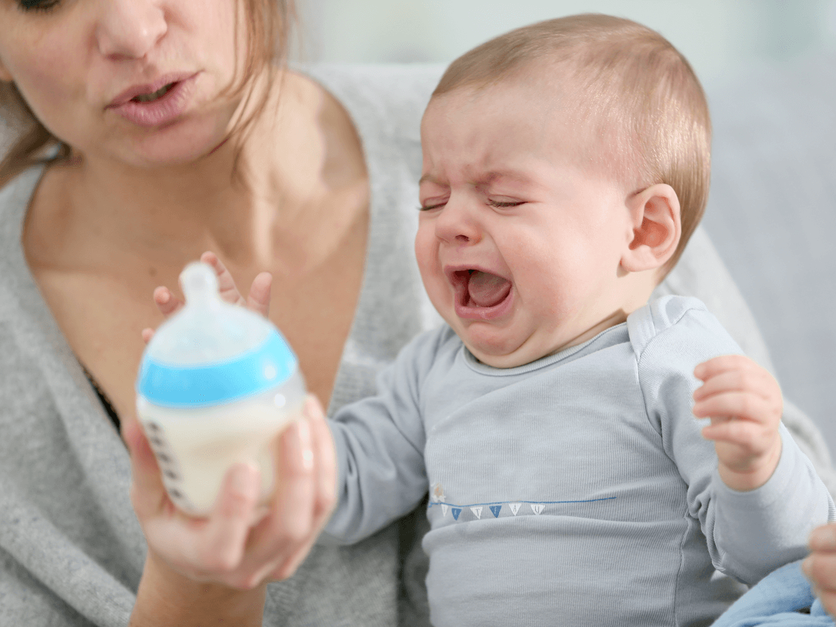 赤ちゃんが夜泣きする原因は？その理由と8個の上手な対策方法(10)