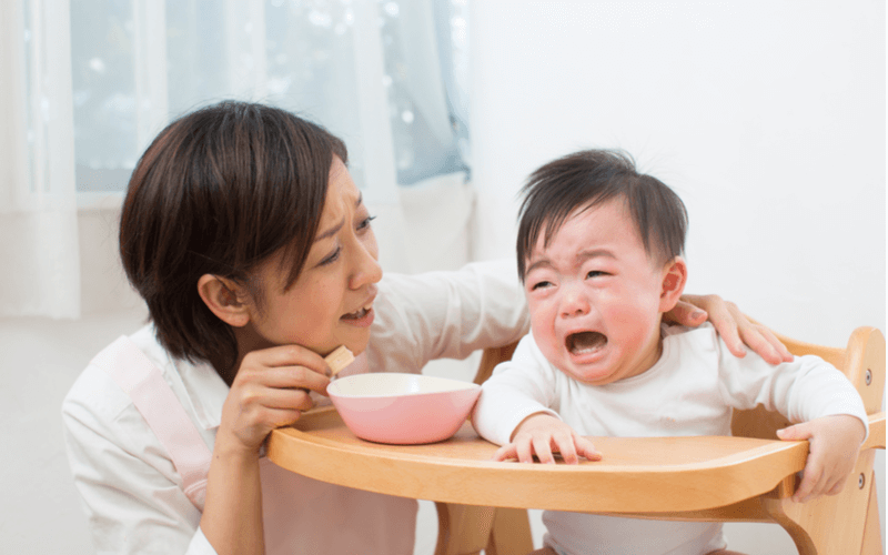 赤ちゃんが怒る理由と対処法